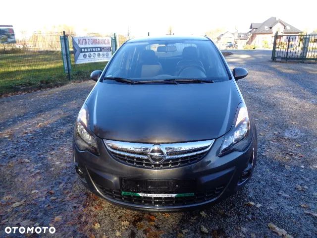 Opel Corsa 1.4 16V 150 Jahre - 6