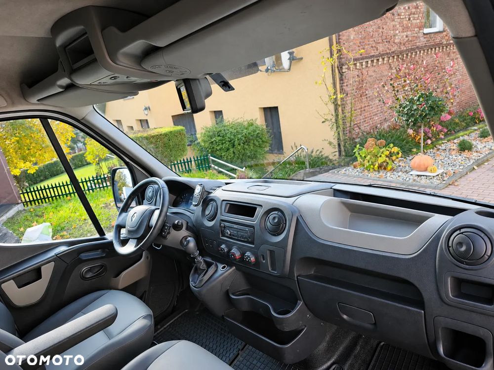 Renault Master - 24