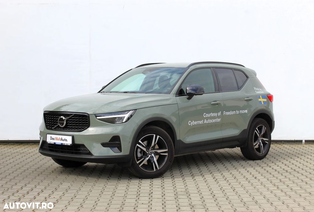 Volvo XC 40 B4 AT FWD MHEV Ultimate Dark - 1