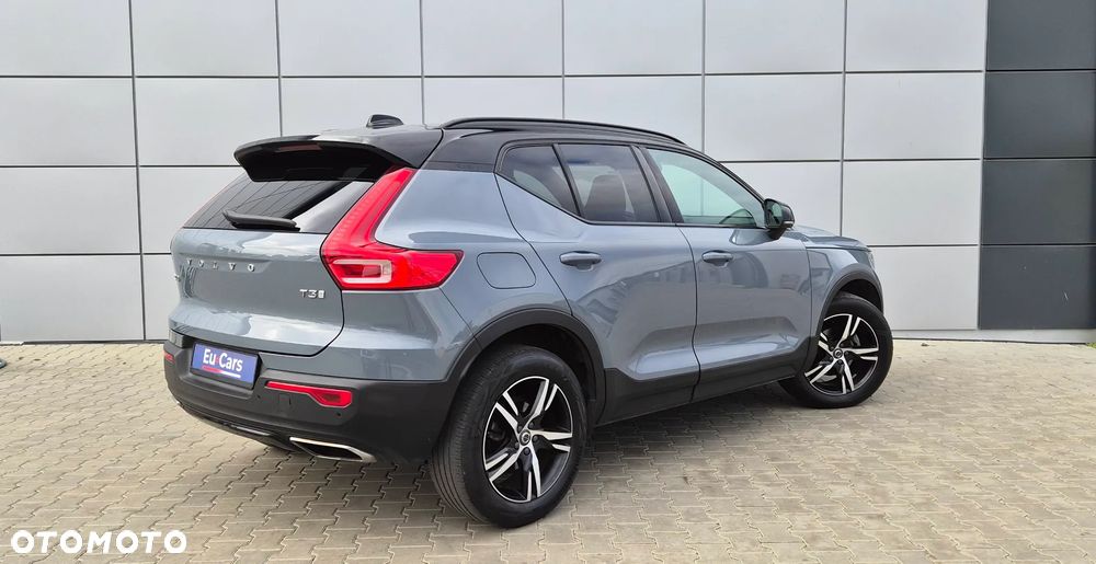 Volvo XC 40 T3 R-Design - 19