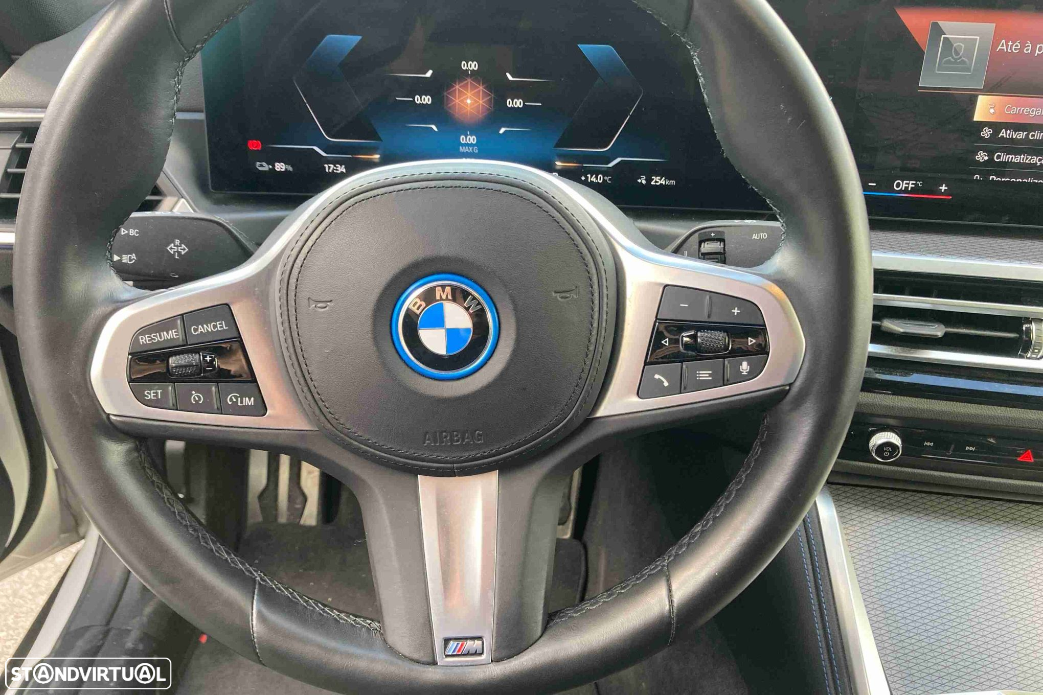BMW i4 eDrive40 Desportiva M - 23