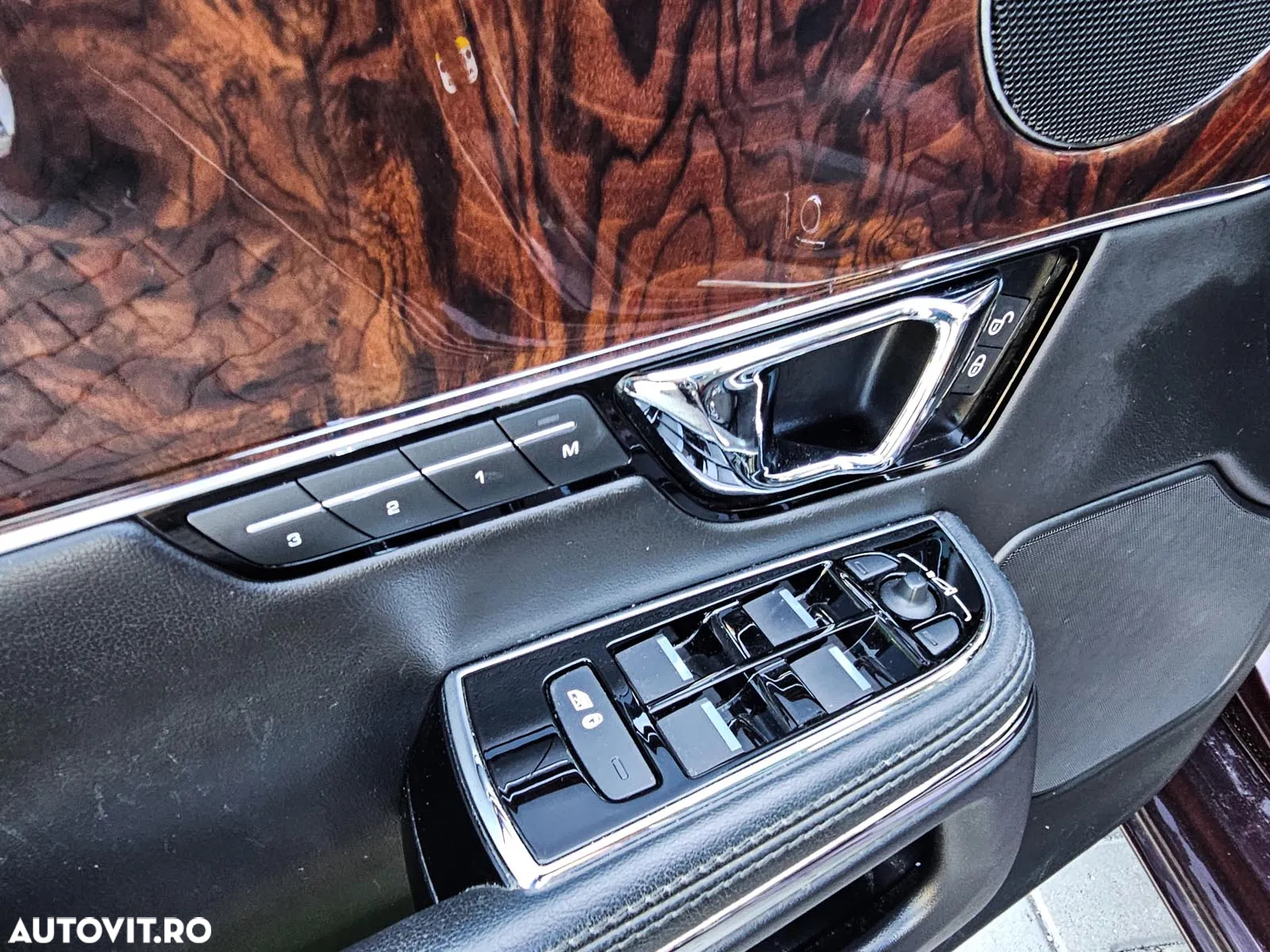 Jaguar XJ 3.0 V6 Diesel Premium Luxury - 19