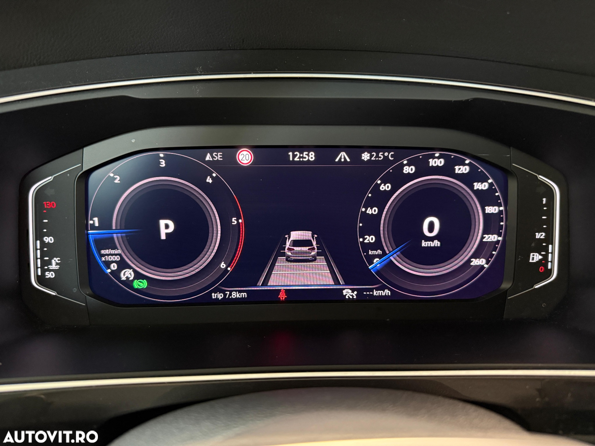 Volkswagen Tiguan 2.0 TDI SCR 4MOTION DSG Elegance - 21