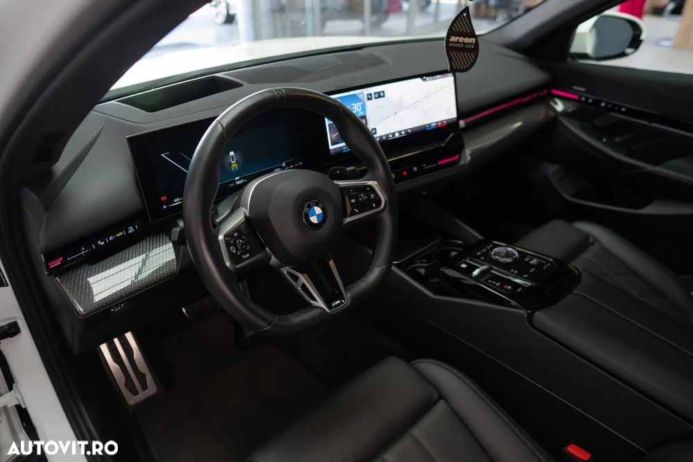 BMW Seria 5 520i AT MHEV - 7