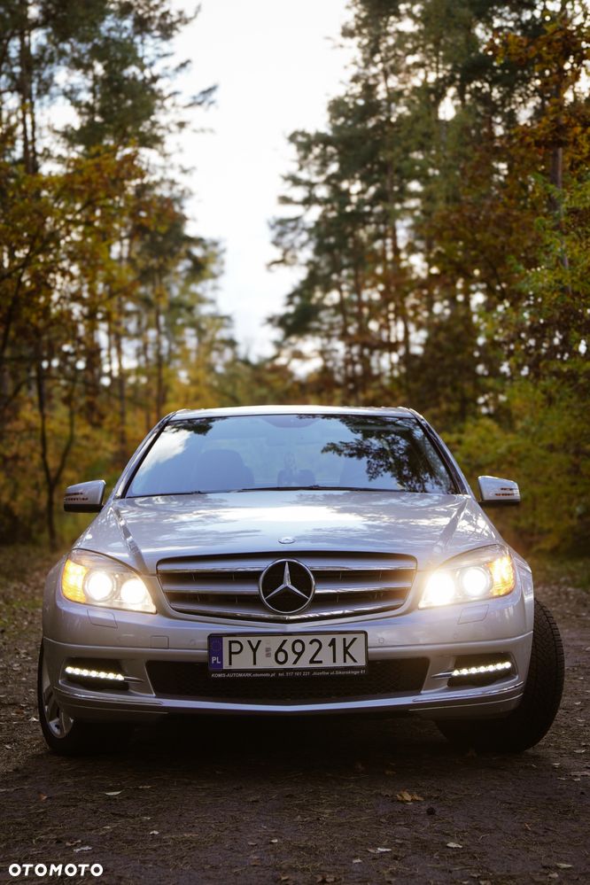 Mercedes-Benz Klasa C 350 CDI DPF 4Matic 7G-TRONIC BlueEFFICIENCY Elegance - 2