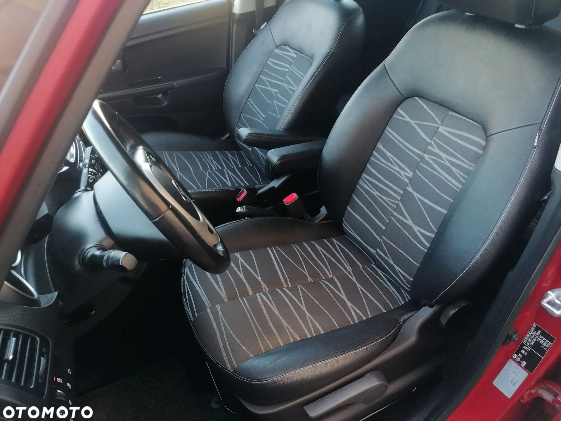 Kia Venga 1.4 CVVT Titanium Collection - 15