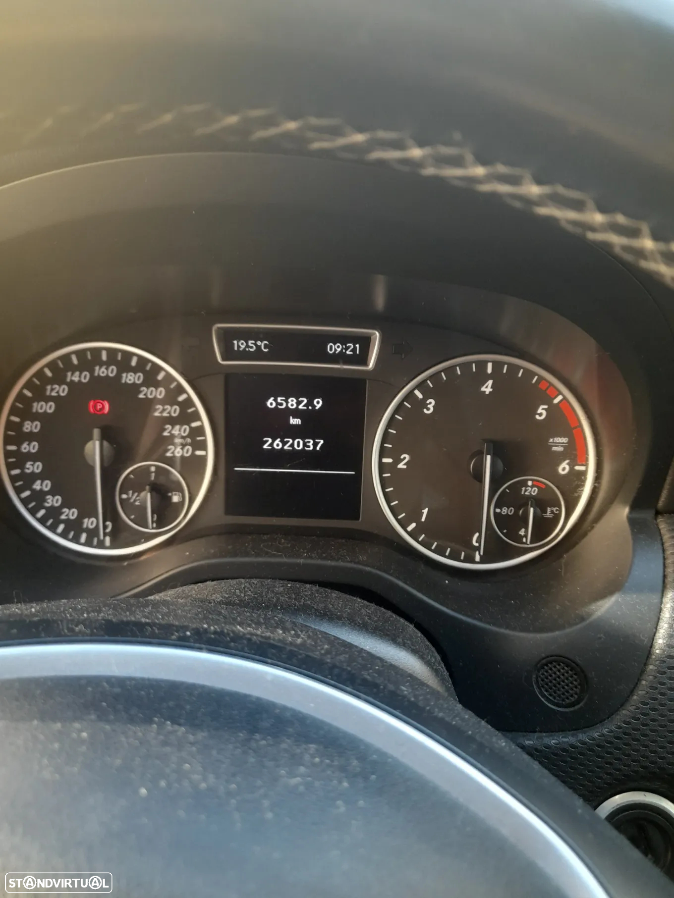 Mercedes-Benz A 180 CDI (BlueEFFICIENCY) Urban - 10