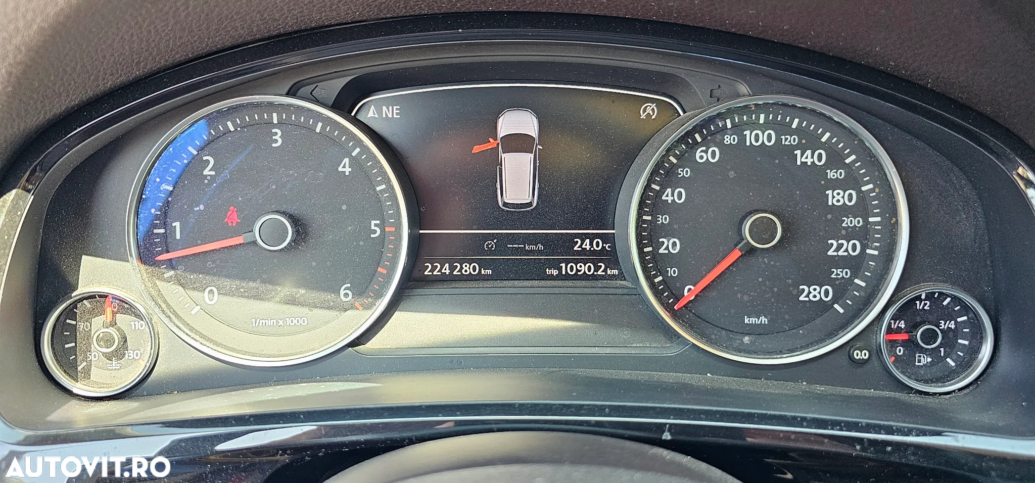 Volkswagen Touareg 3.0 V6 TDI BMT - 16
