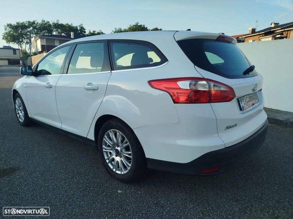 Ford Focus SW 1.6 TDCi Titanium Best - 4