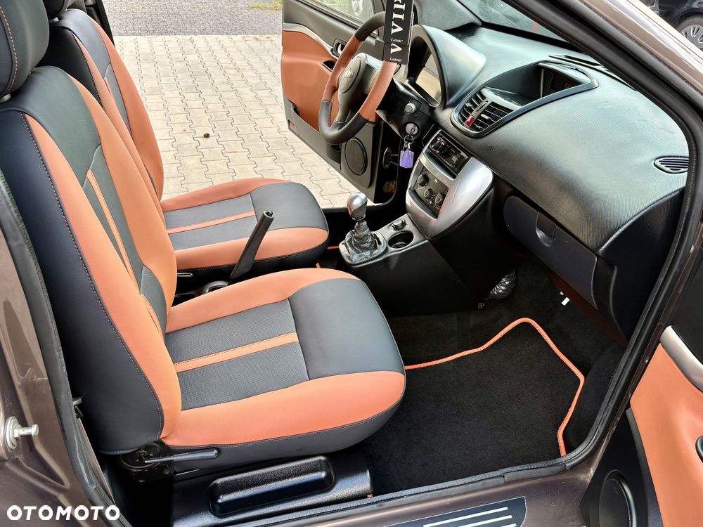 Microcar Inny - 8