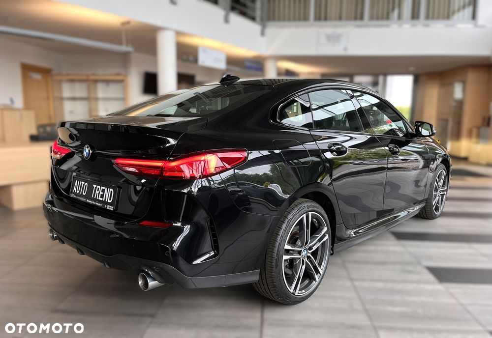 BMW Seria 2 220d M Sport - 4