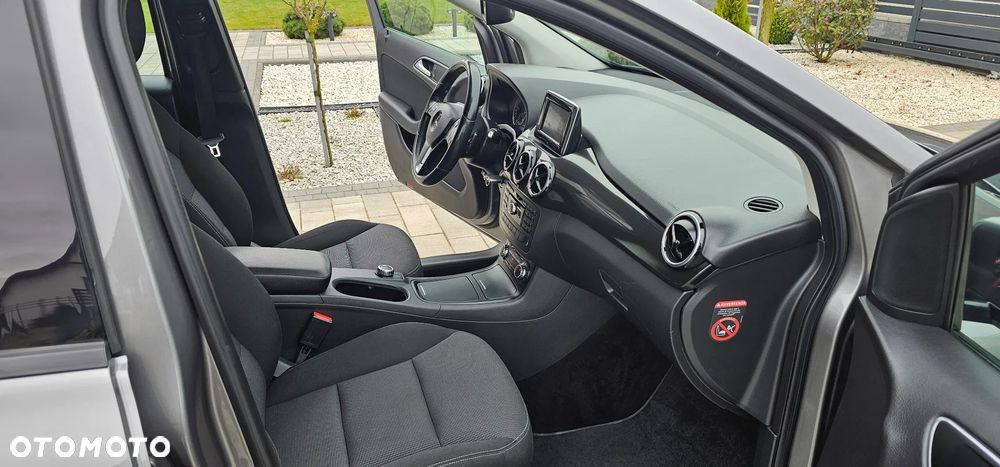 Mercedes-Benz Klasa B 200 CDI (BlueEFFICIENCY) 7G-DCT - 12