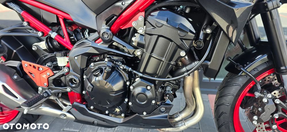 Kawasaki Z 900 - 16