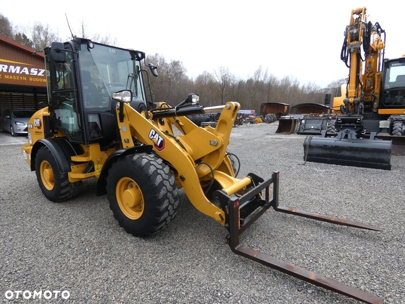 Caterpillar CAT 907M Z Niemiec / 2021r / Pełny Serwis / - 4