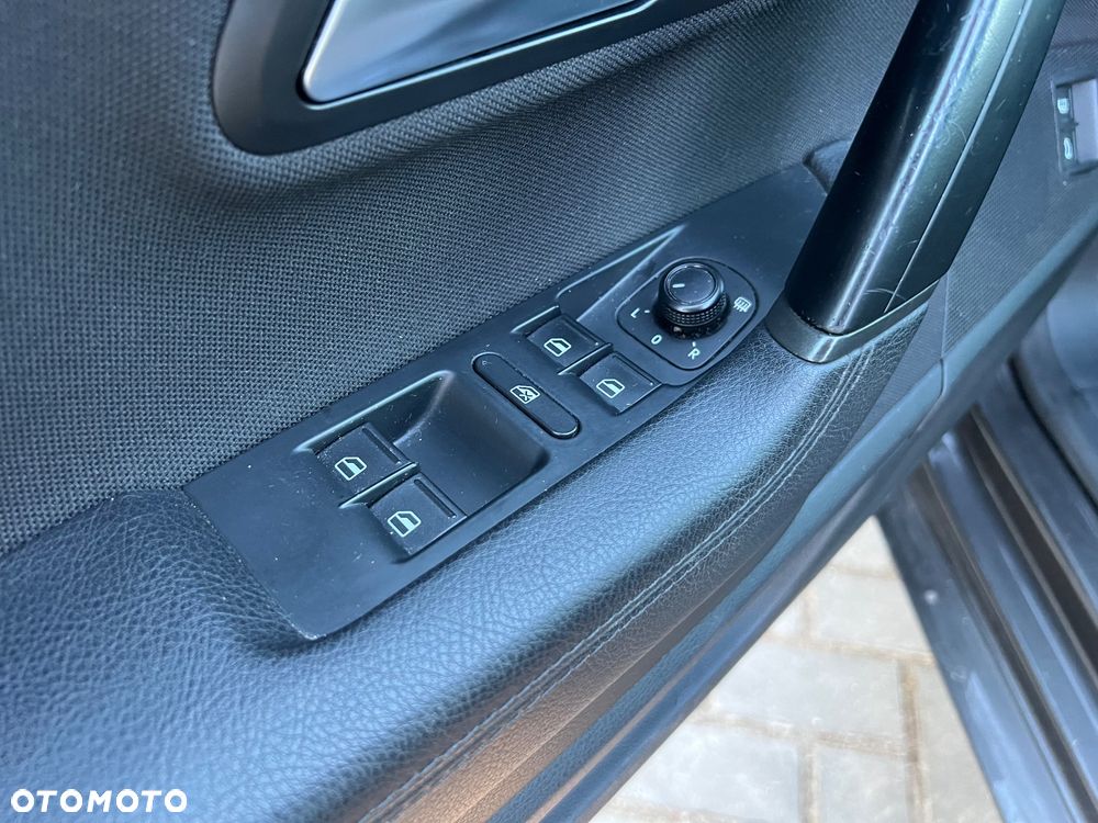 Volkswagen CC 1.4 TSI BlueMotion Technology - 23