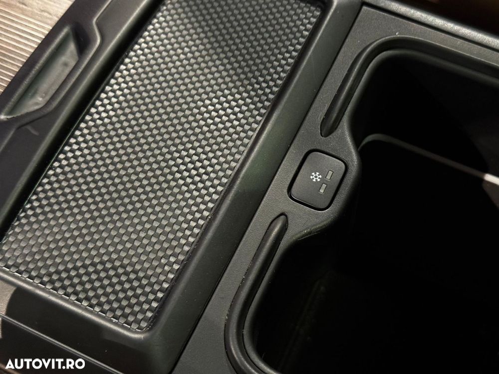 Land Rover Range Rover - 39