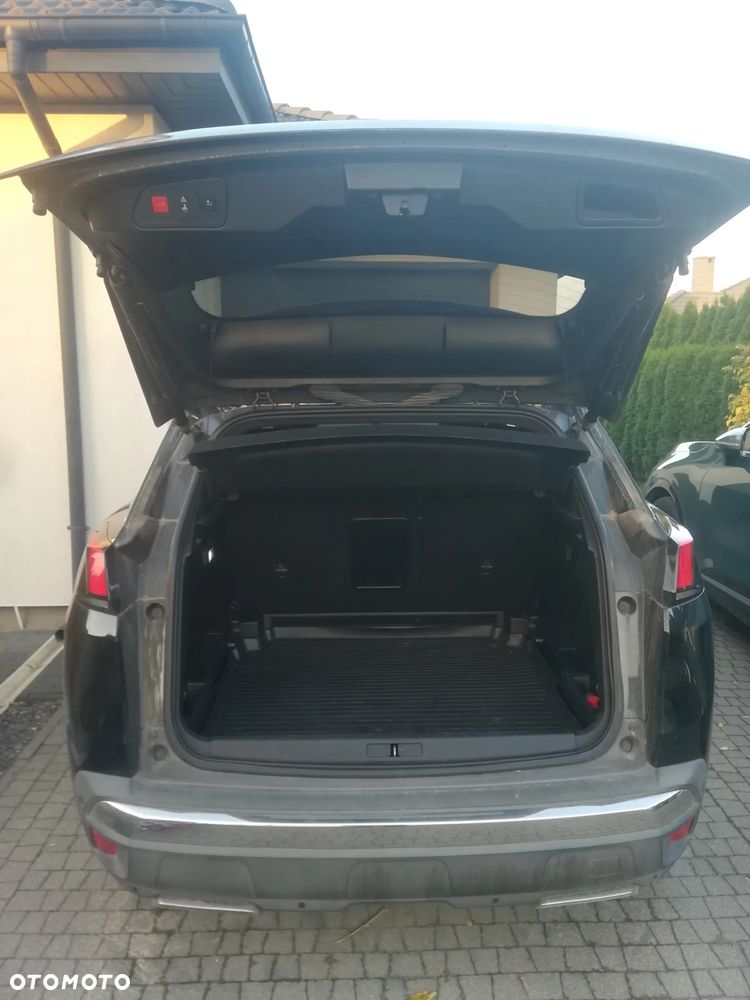 Peugeot 3008 1.2 PureTech Allure S&S - 8
