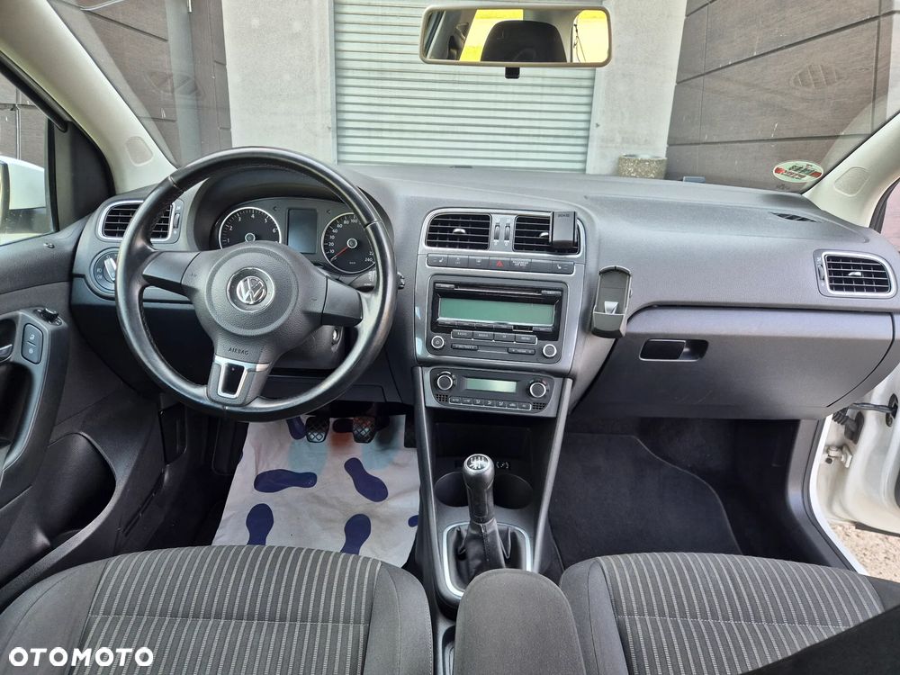 Volkswagen Polo 1.4 16V Highline - 5