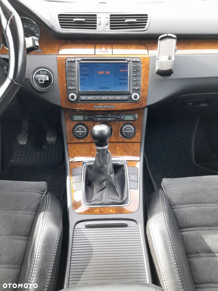 Volkswagen Passat - 7