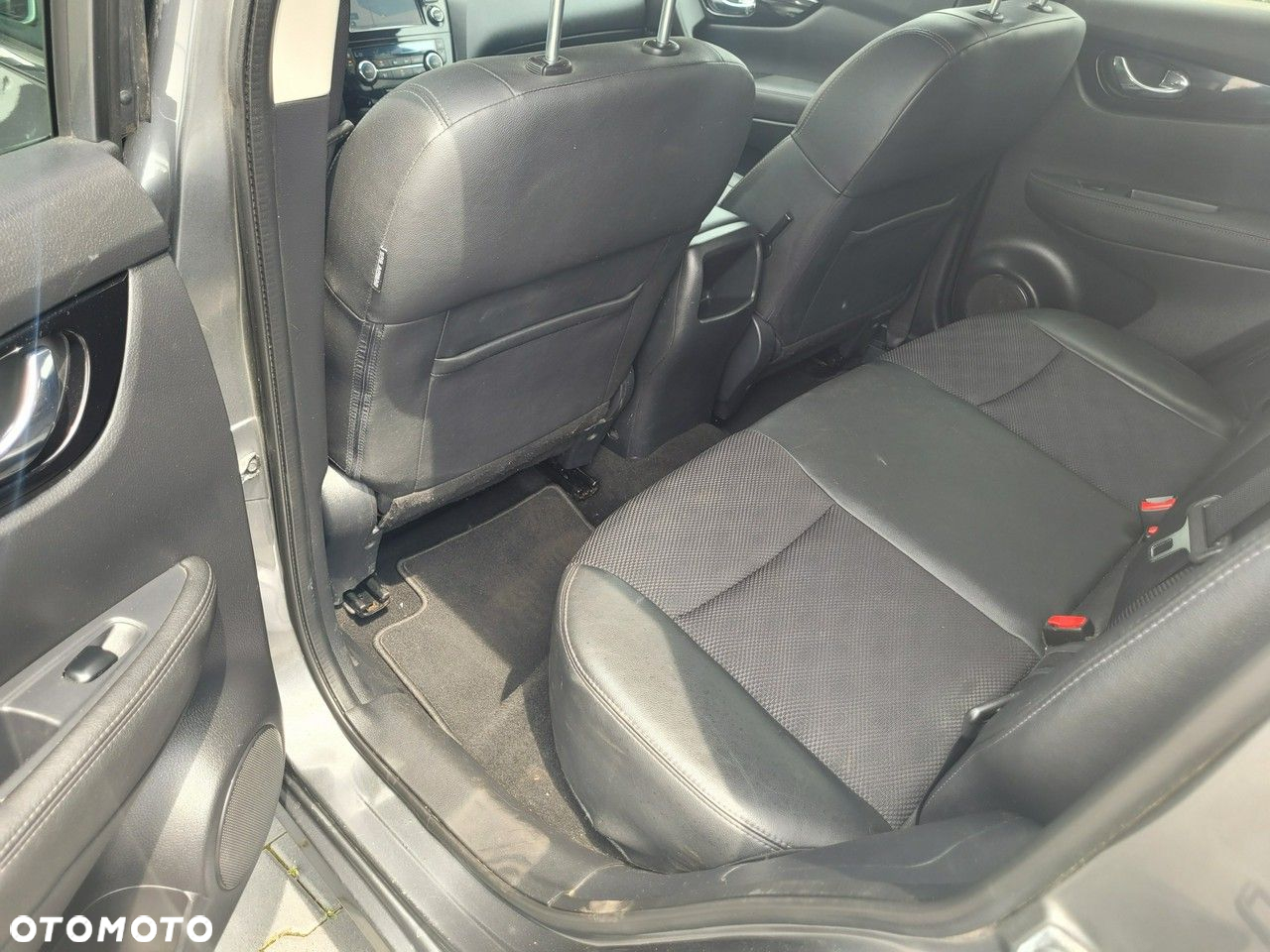 Nissan Qashqai - 14