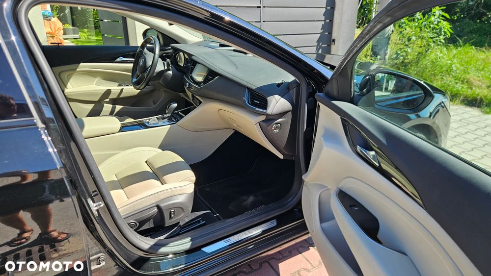 Opel Insignia CT 2.0 CDTI - 4