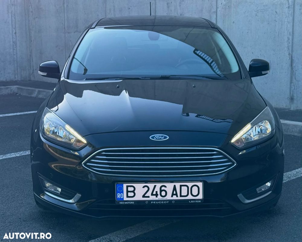 Ford Focus 1.5 Ecoboost Titanium Business - 31
