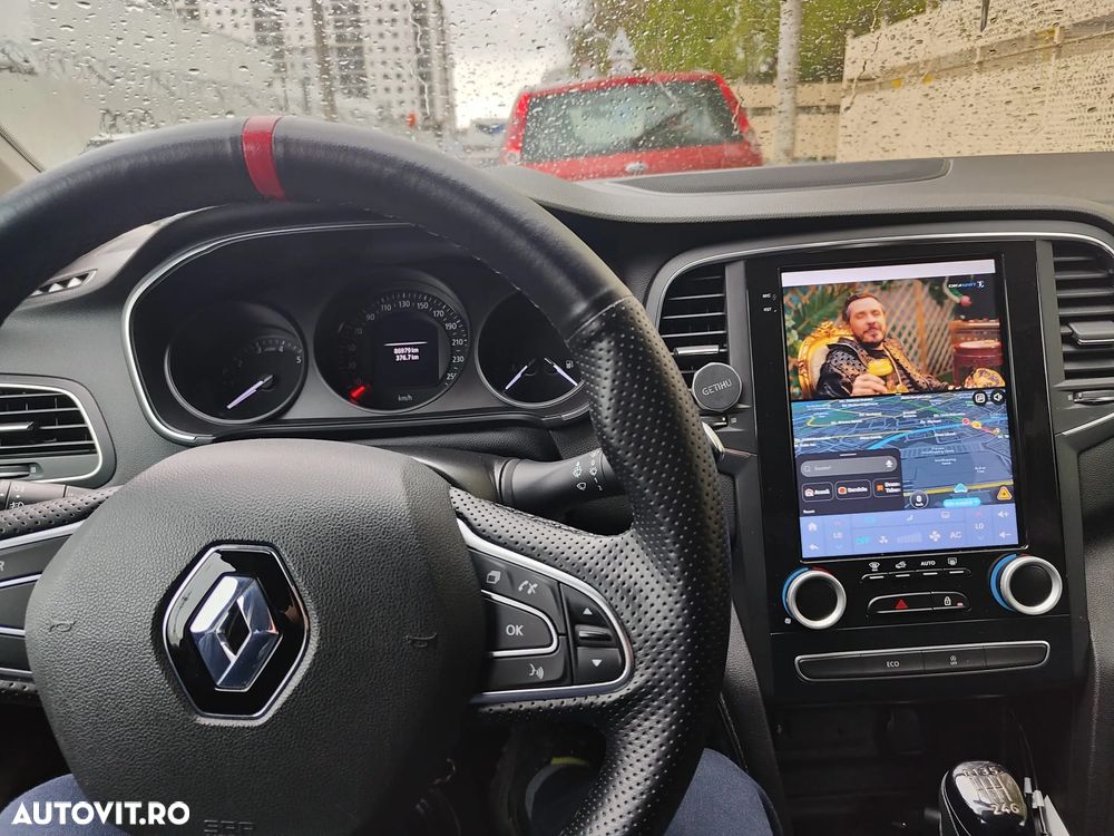 Renault Megane TCe 140 GPF BUSINESS EDITION - 17