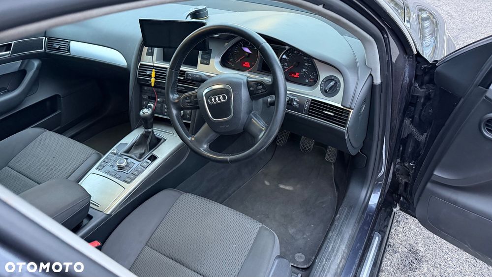 Audi A6 Avant 2.0 TDI - 10