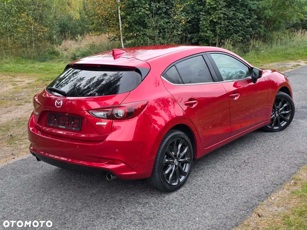 Mazda 3 - 8
