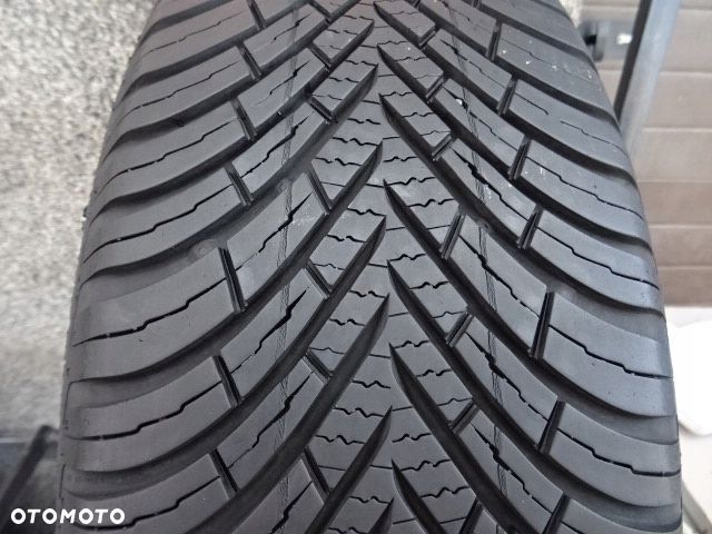 185/60/R15 88H Vredestein Quatrac - 1