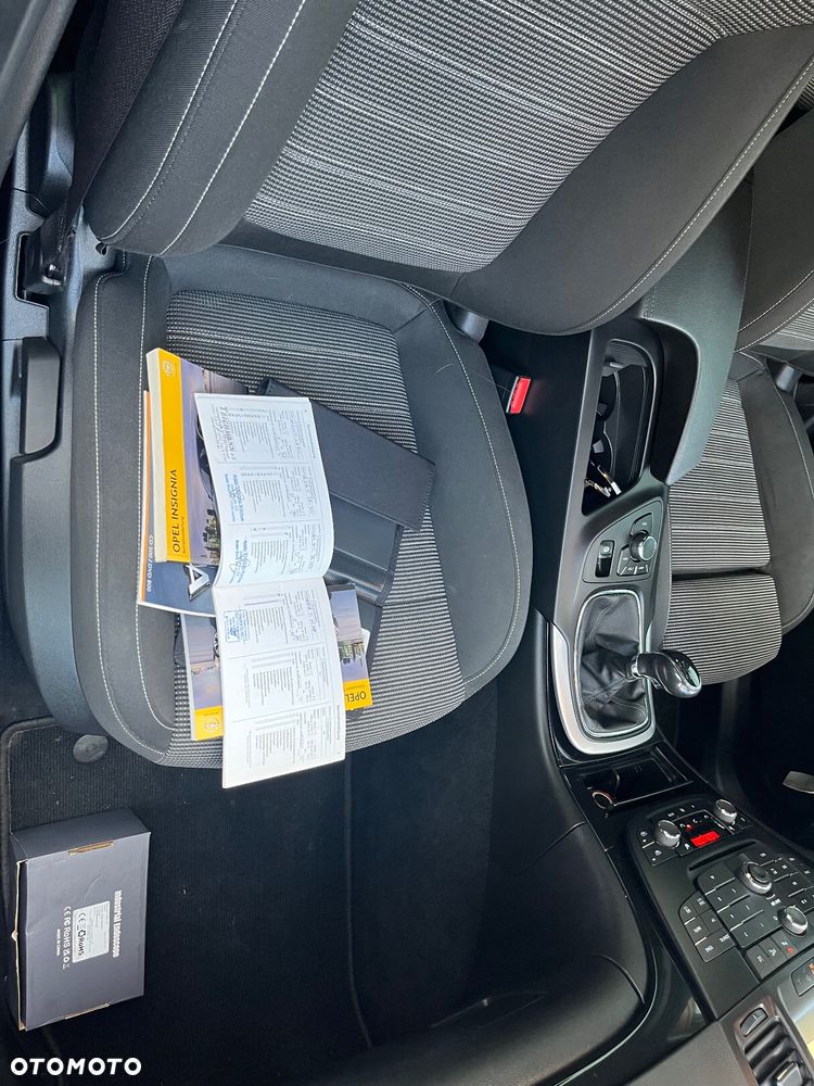 Opel Insignia 1.4 T Executive S&S - 11