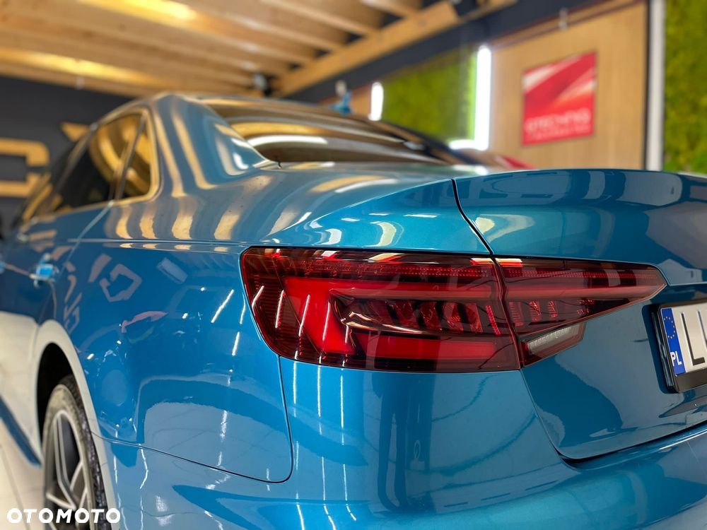 Audi A4 Limousine 2.0 TFSI ultra S tronic design - 15