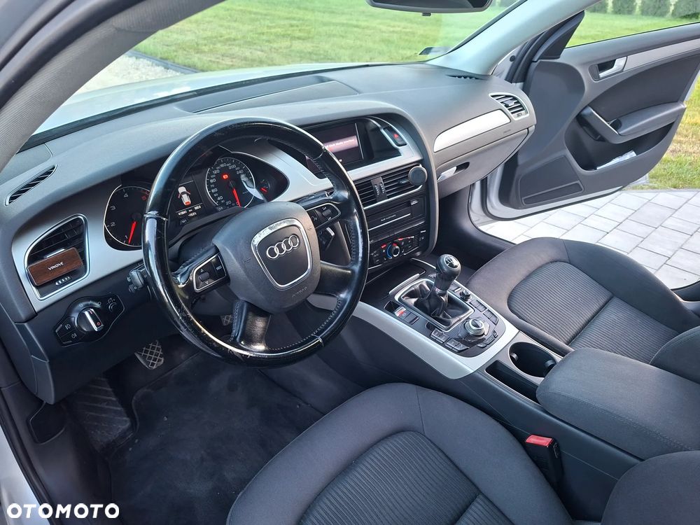 Audi A4 Avant 2.0 TDI - 15