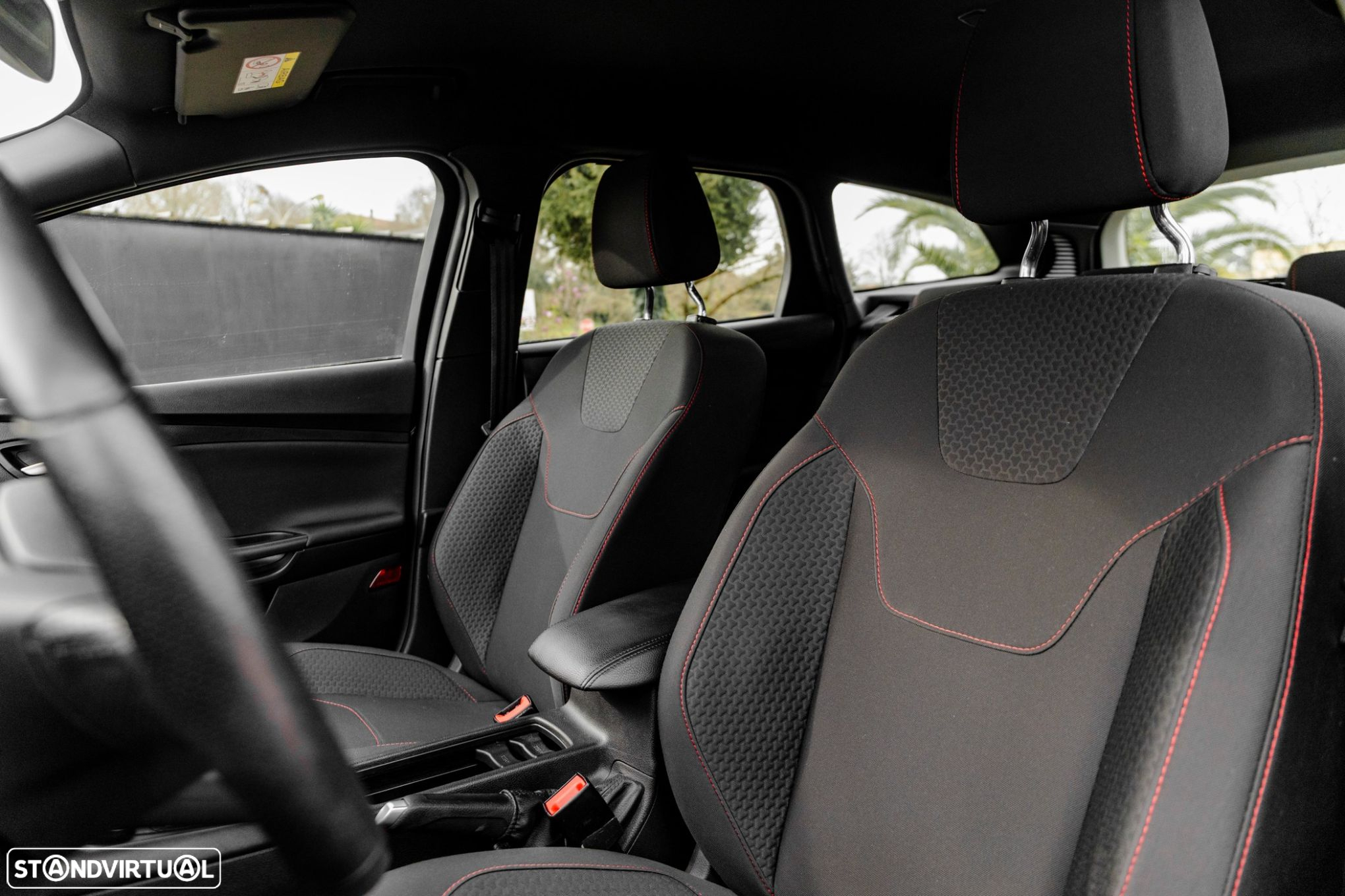 Ford Focus SW 1.0 SCTi ST-Line - 30