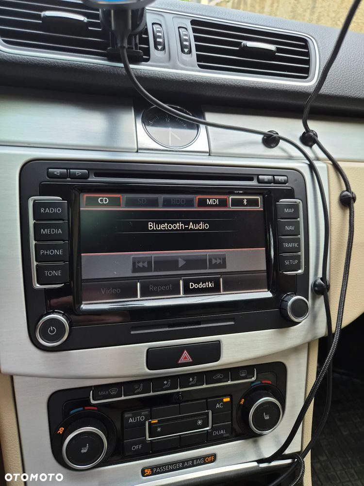Volkswagen Passat CC - 22