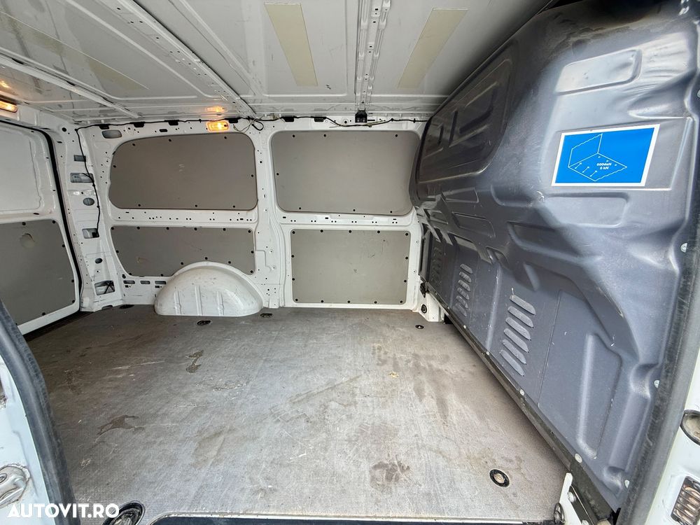 Mercedes-Benz Vito - 21
