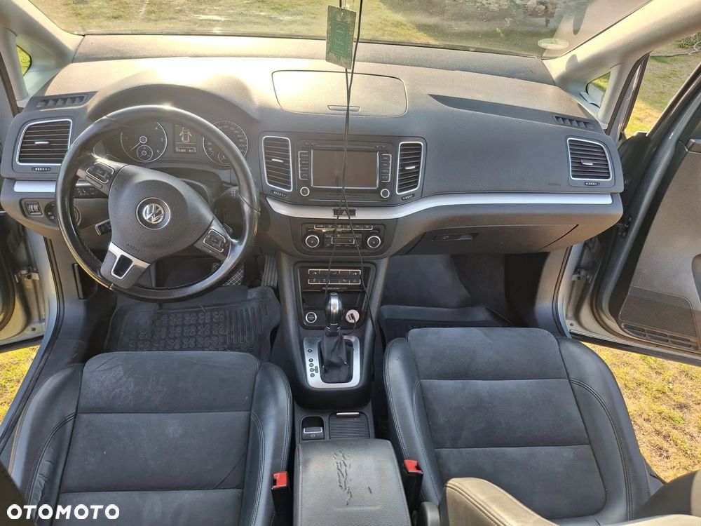 Volkswagen Sharan 2.0 TDI Comfortline DSG - 6