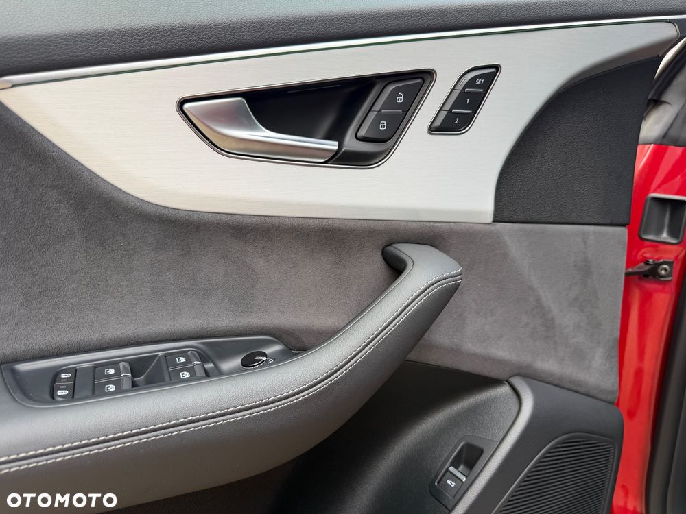 Audi Q8 TDI mHEV 210 kW Quattro Tiptronic - 16