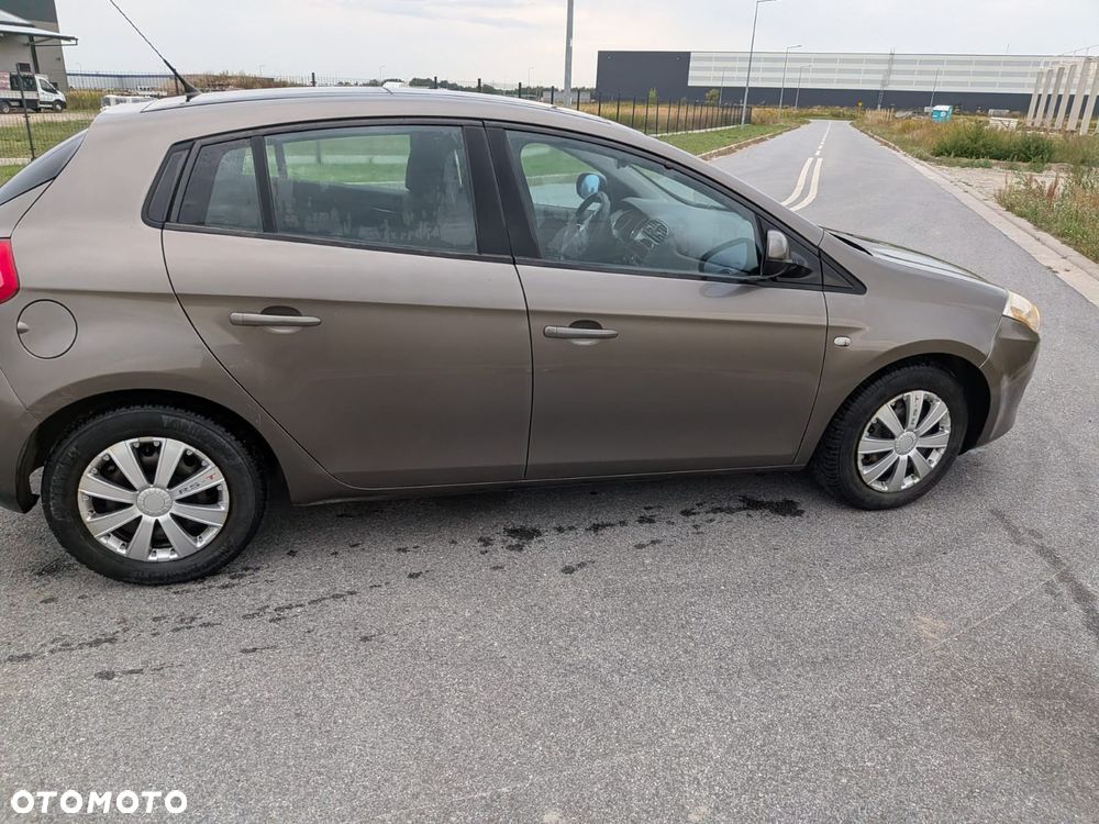 Fiat Bravo 1.4 16V Dynamic - 9