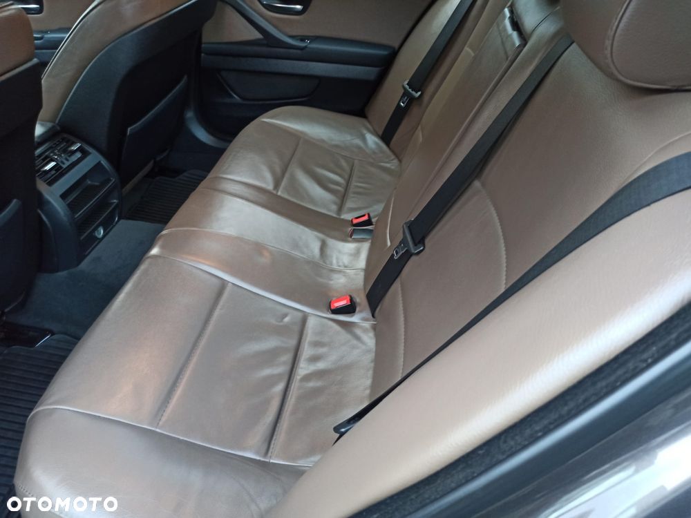 BMW Seria 5 520d Luxury Line - 25