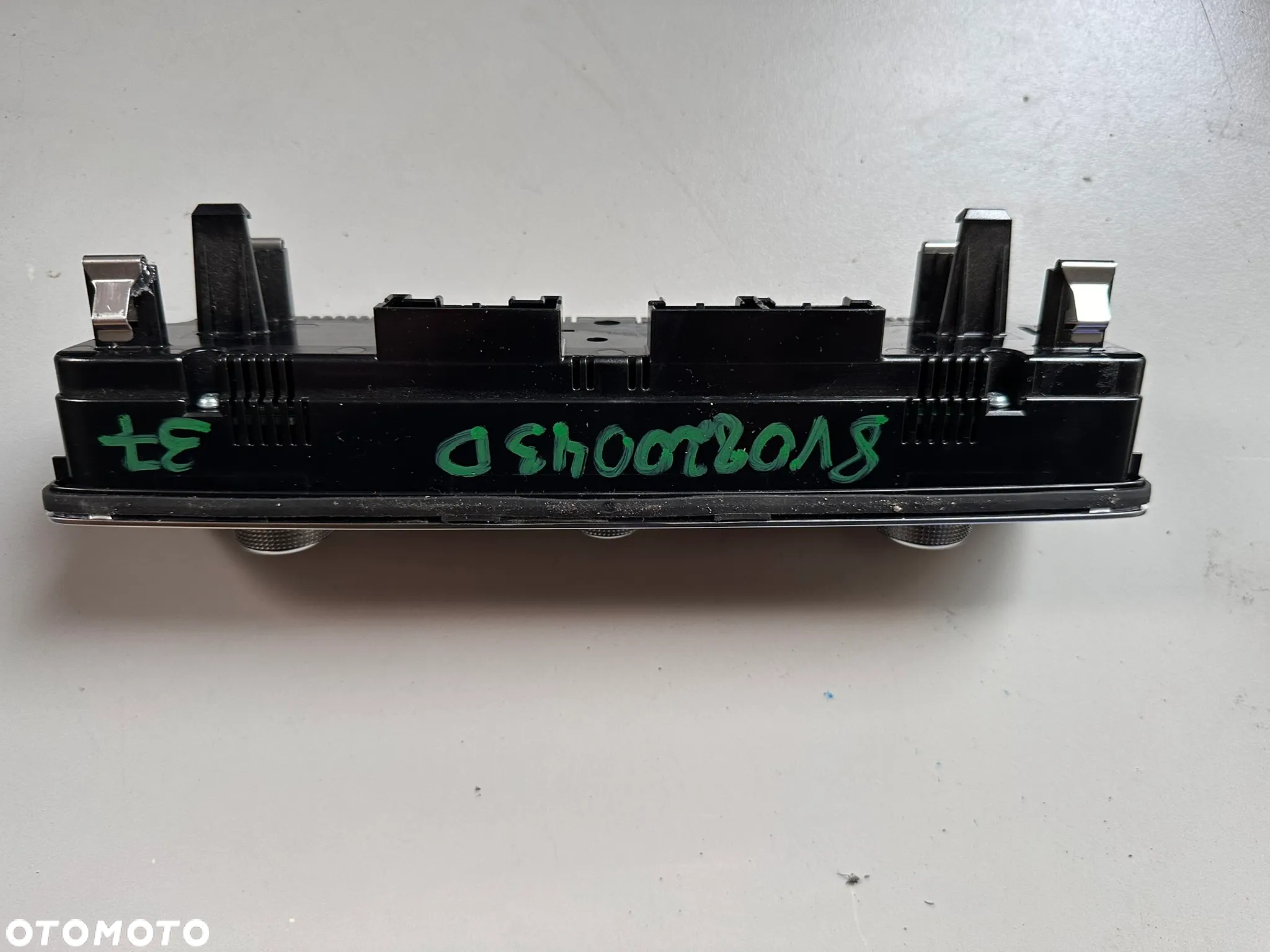 Panel sterownik klimatyzacji Audi A3 S3 8V 8V0820043D - 6