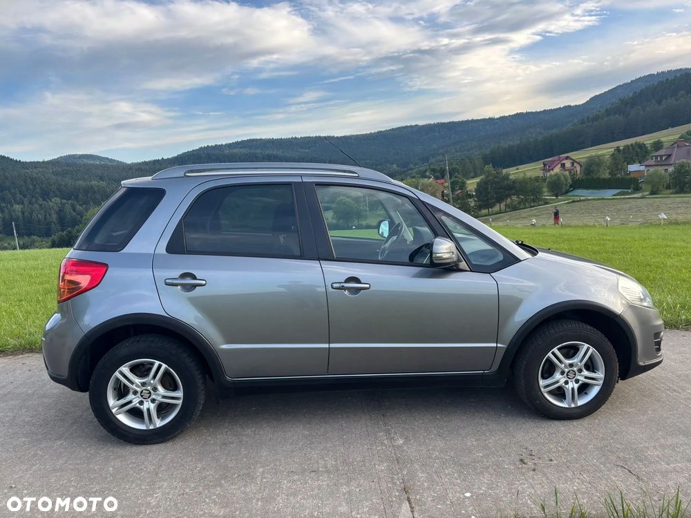 Suzuki SX4 1.6 Premium 4WD - 8