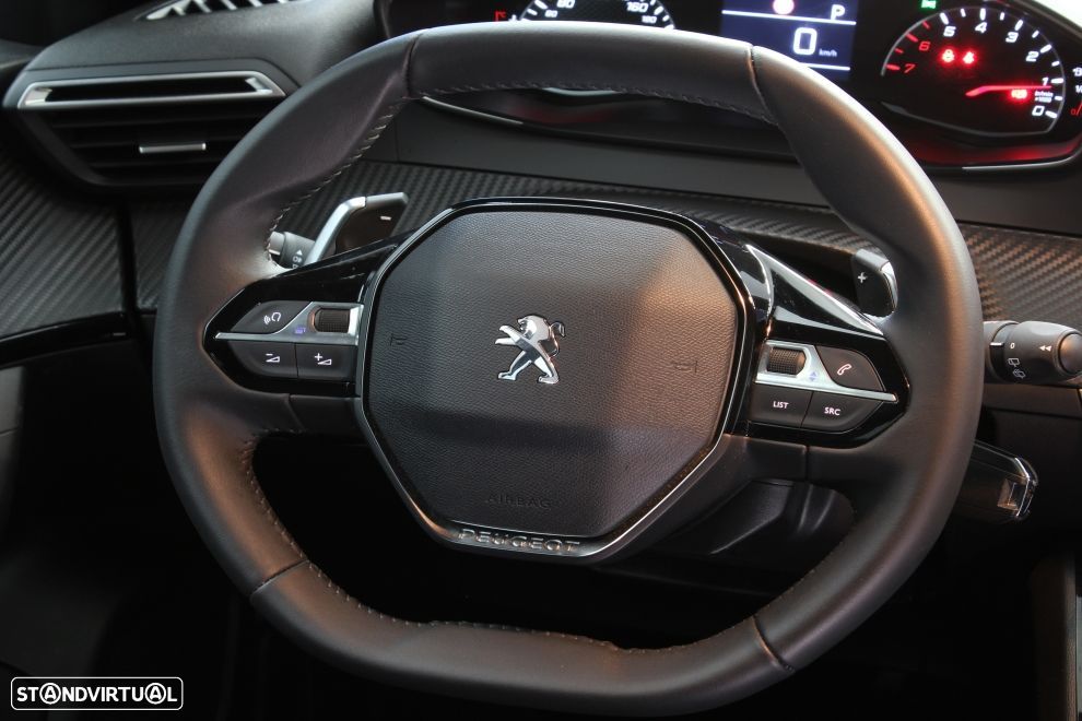 Peugeot 2008 1.5 BlueHDi Active Pack EAT8 - 15
