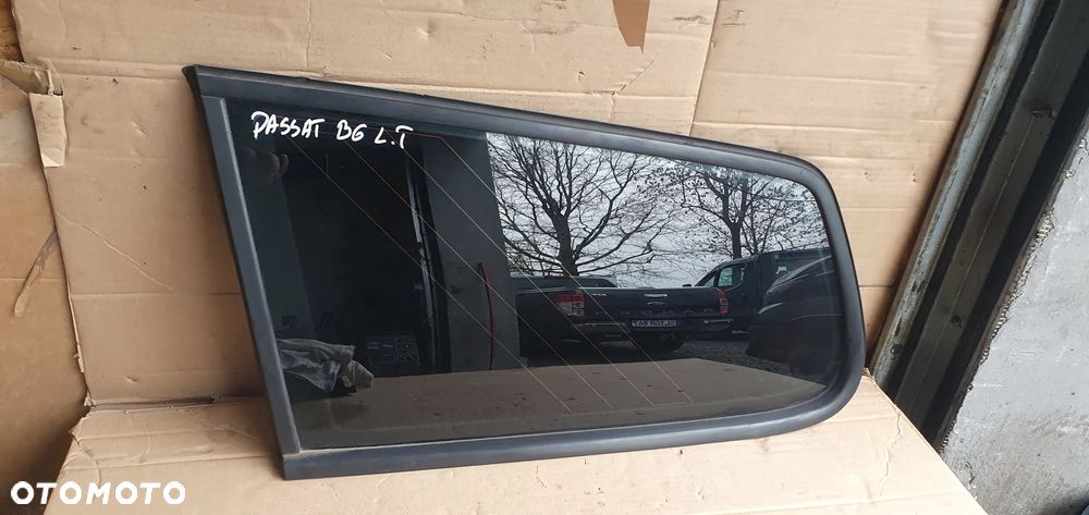 Szyba lewy tył tylna lewa karoseryjna VW Passat B6 AS2 09r - 1