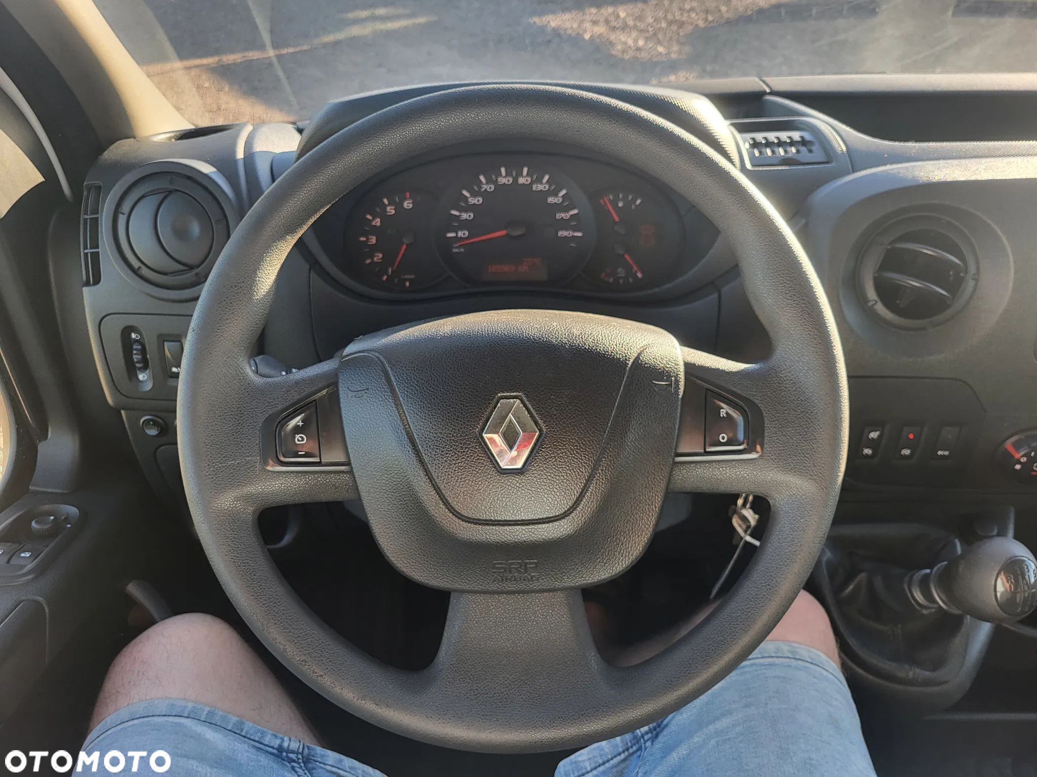 Renault Master - 24