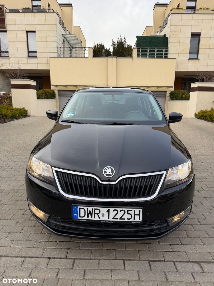 Skoda RAPID 1.4 TSI Ambition Max DSG - 8