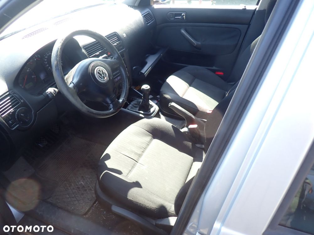 CZĘŚCI - Vw Bora 1,9 TDI 101KM ATD SEDAN 5B EUH lakier LA7W 2002r. INDEX - 10186 - 6