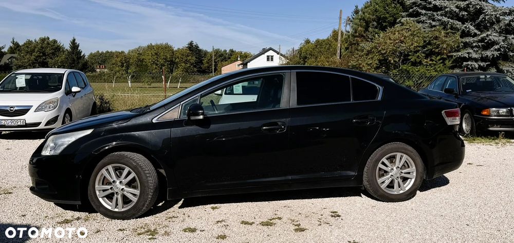 Toyota Avensis 2.0 D-4D Premium - 2