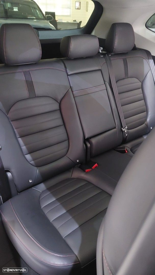 MG EHS 1.5 T-GDI Plug-in Hybrid Luxury - 23