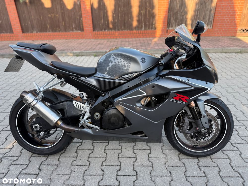 Suzuki GSX-R - 7